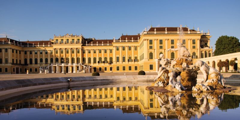 Schristnbrunn Palace-enevældigt monarki